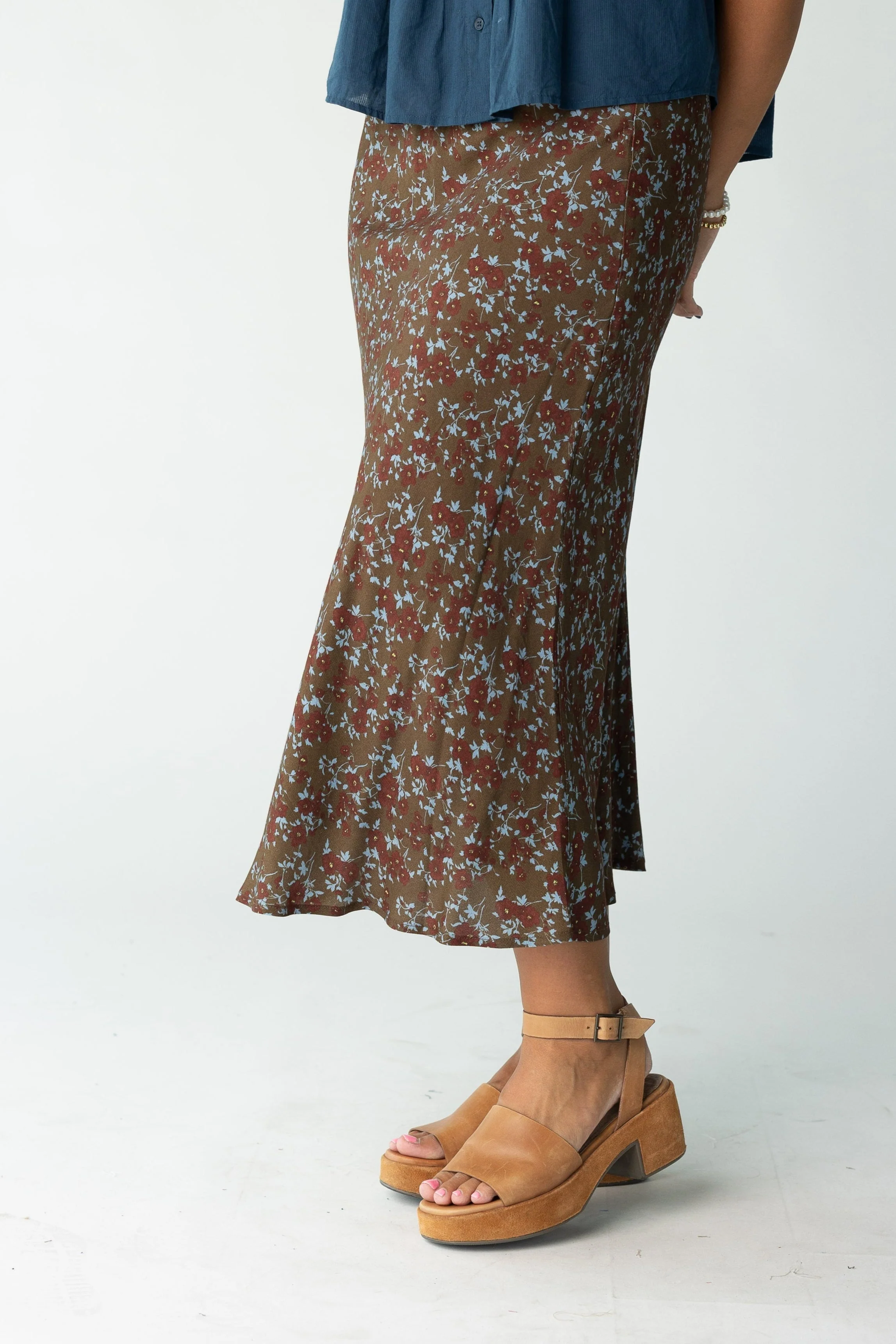 Brass & Roe The Ellie Midi Skirt - Image 19