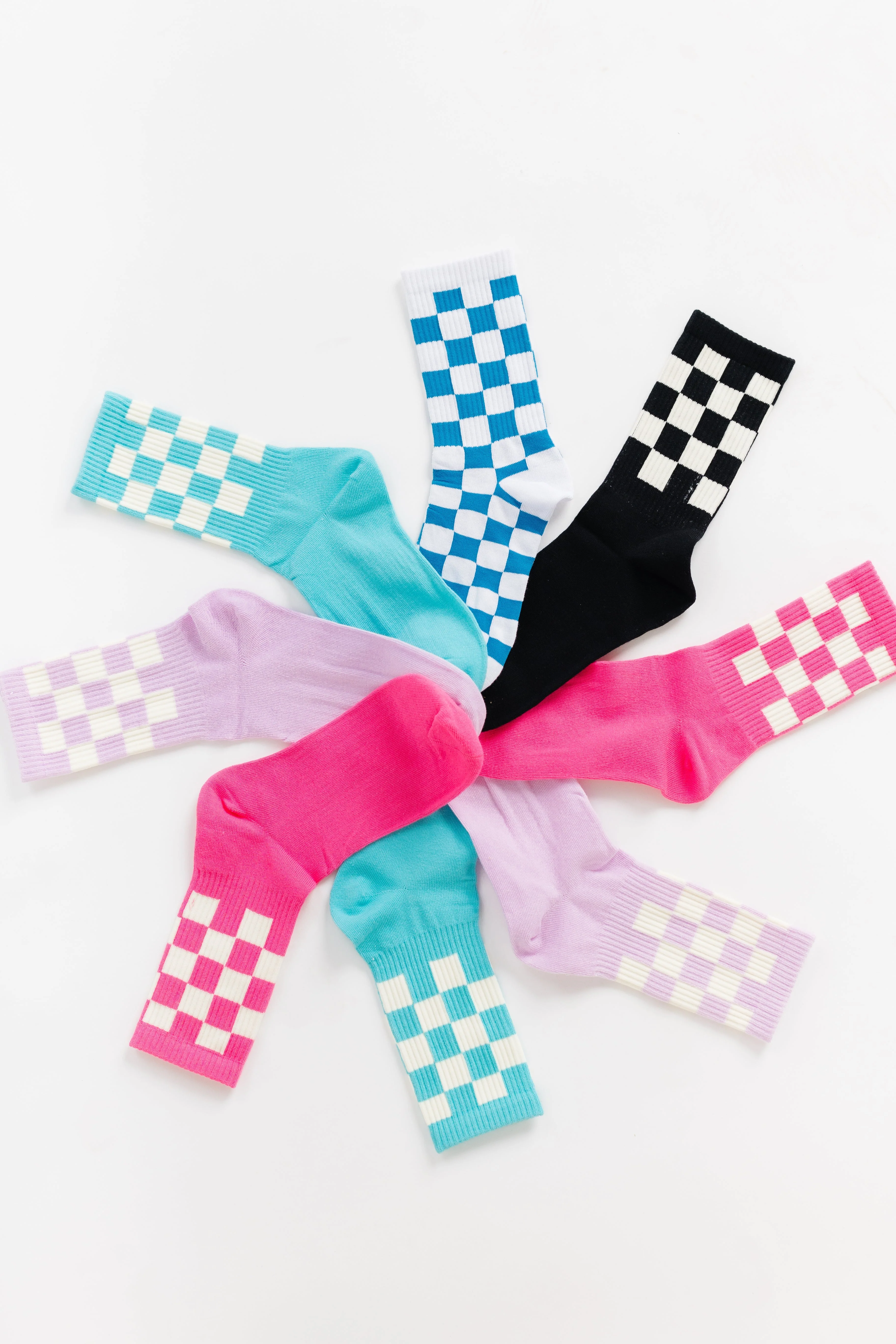 Cove Checker Retro Socks - Image 18