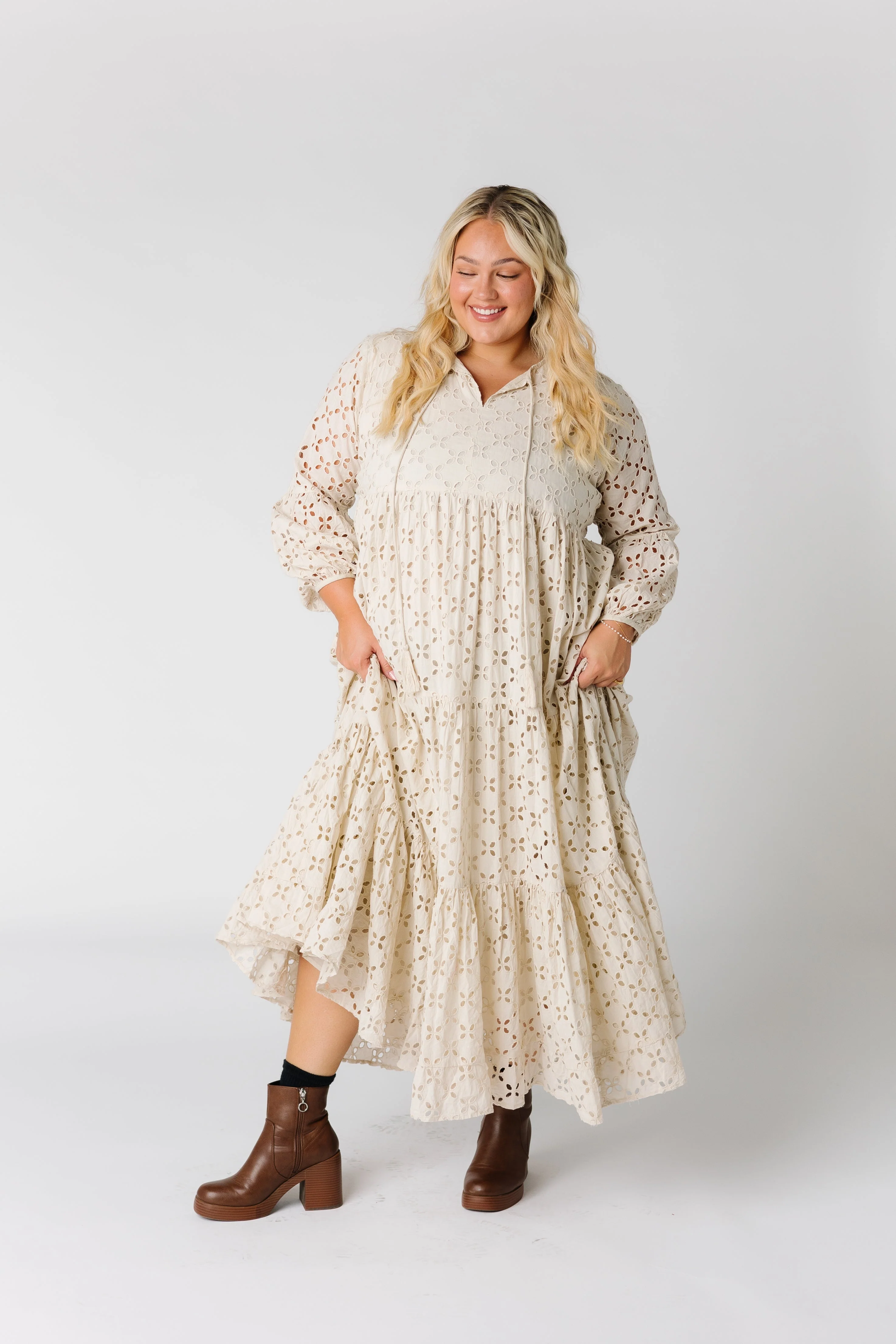 Citrus-Nila Eyelet Dress - Image 3