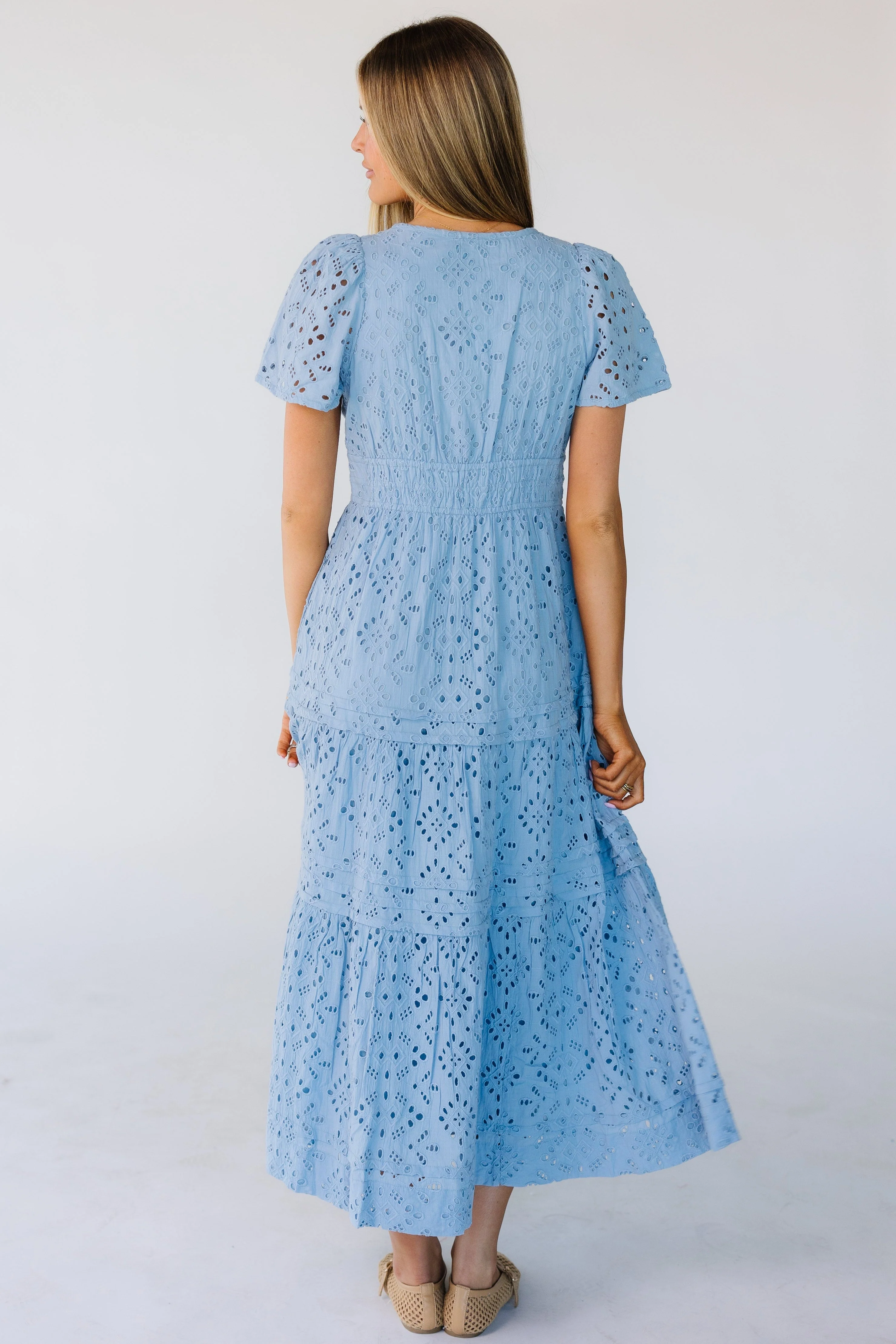 Citrus The Shae Spring Eyelet Dress - Light Blue - Image 4