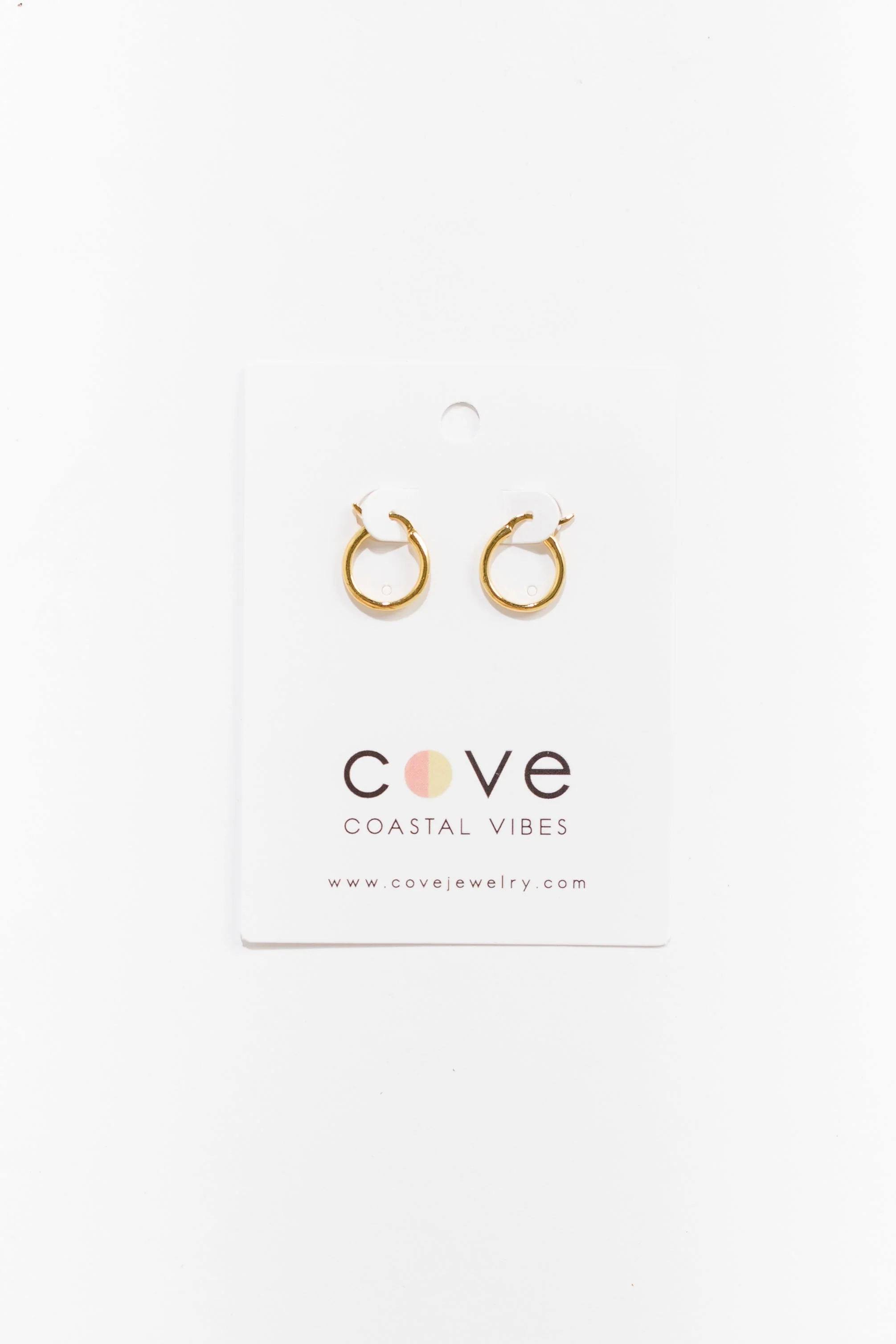 Cove Small Oval Hoops - Image 4