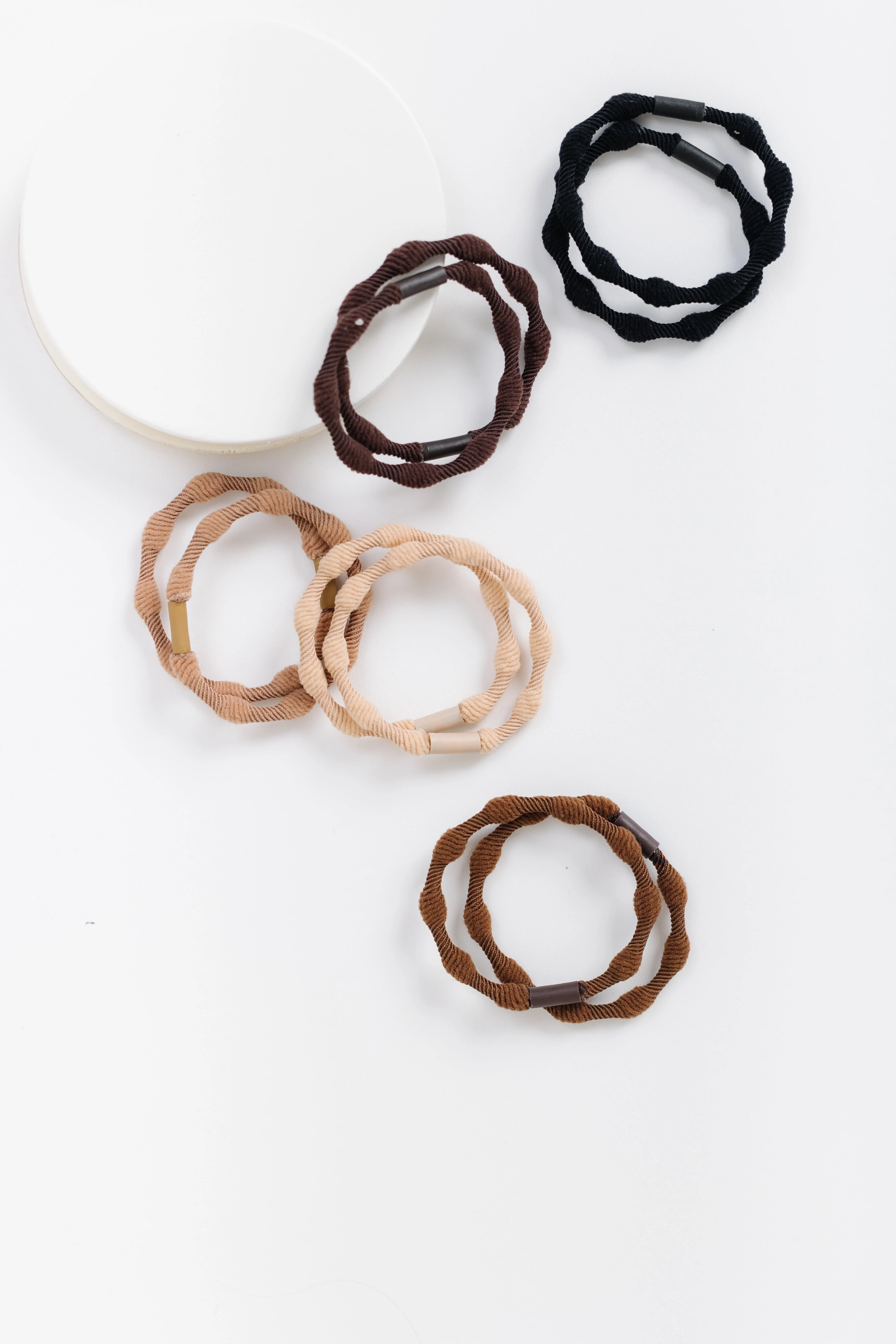 Cove Twisted Hair Elastic - Image 3