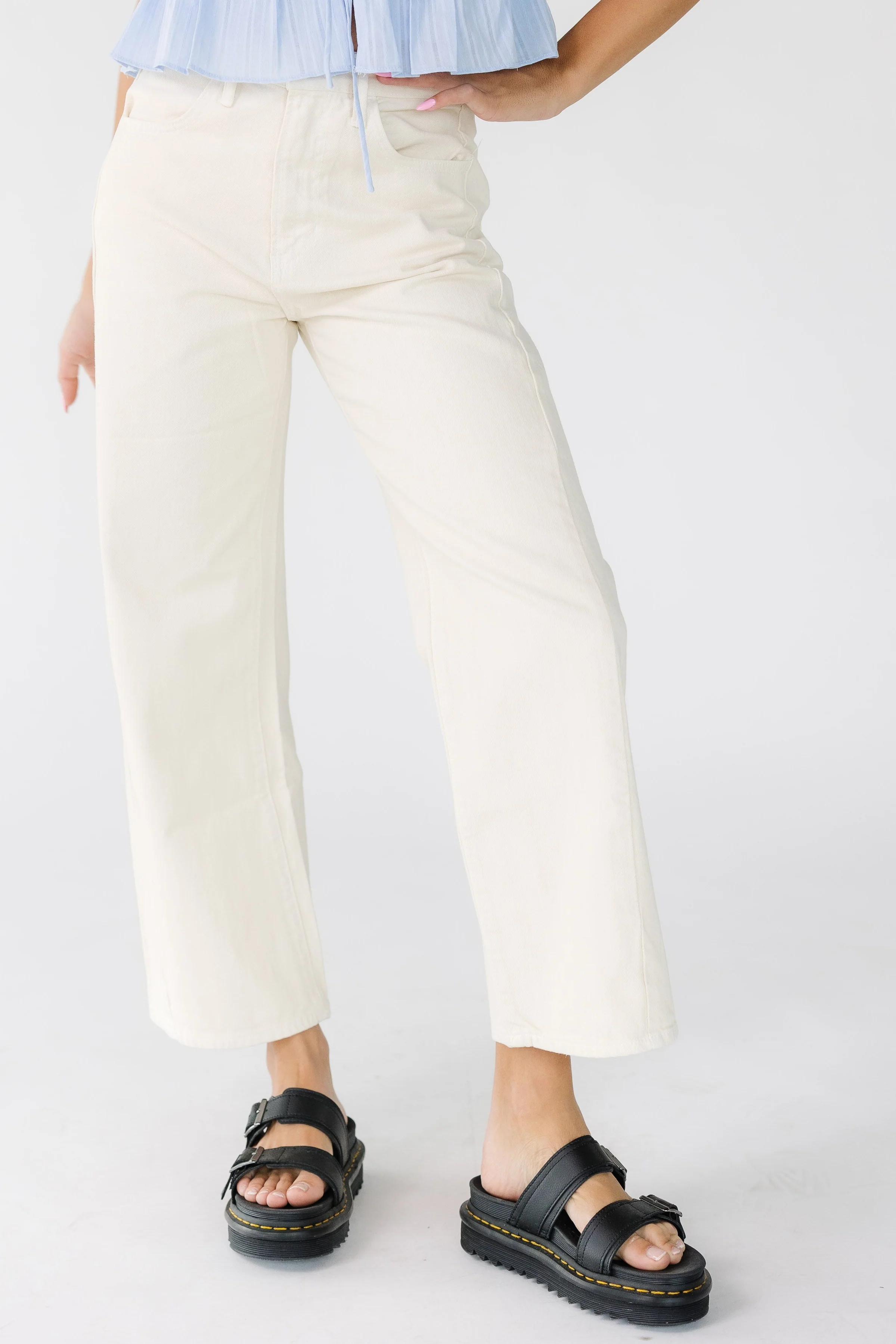 Lexie Barrel Jean - Almond
