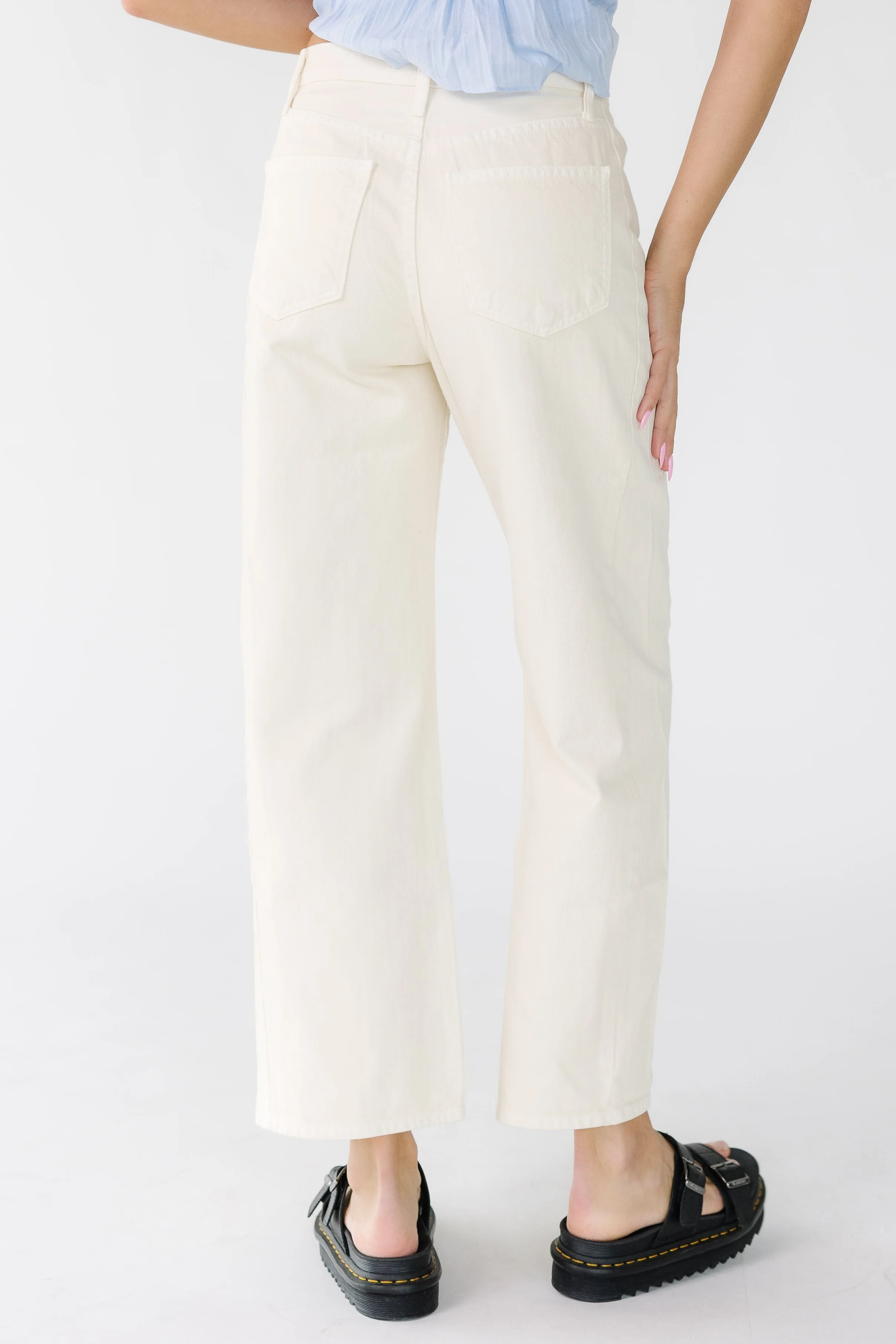 Lexie Barrel Jean - Almond - Image 4