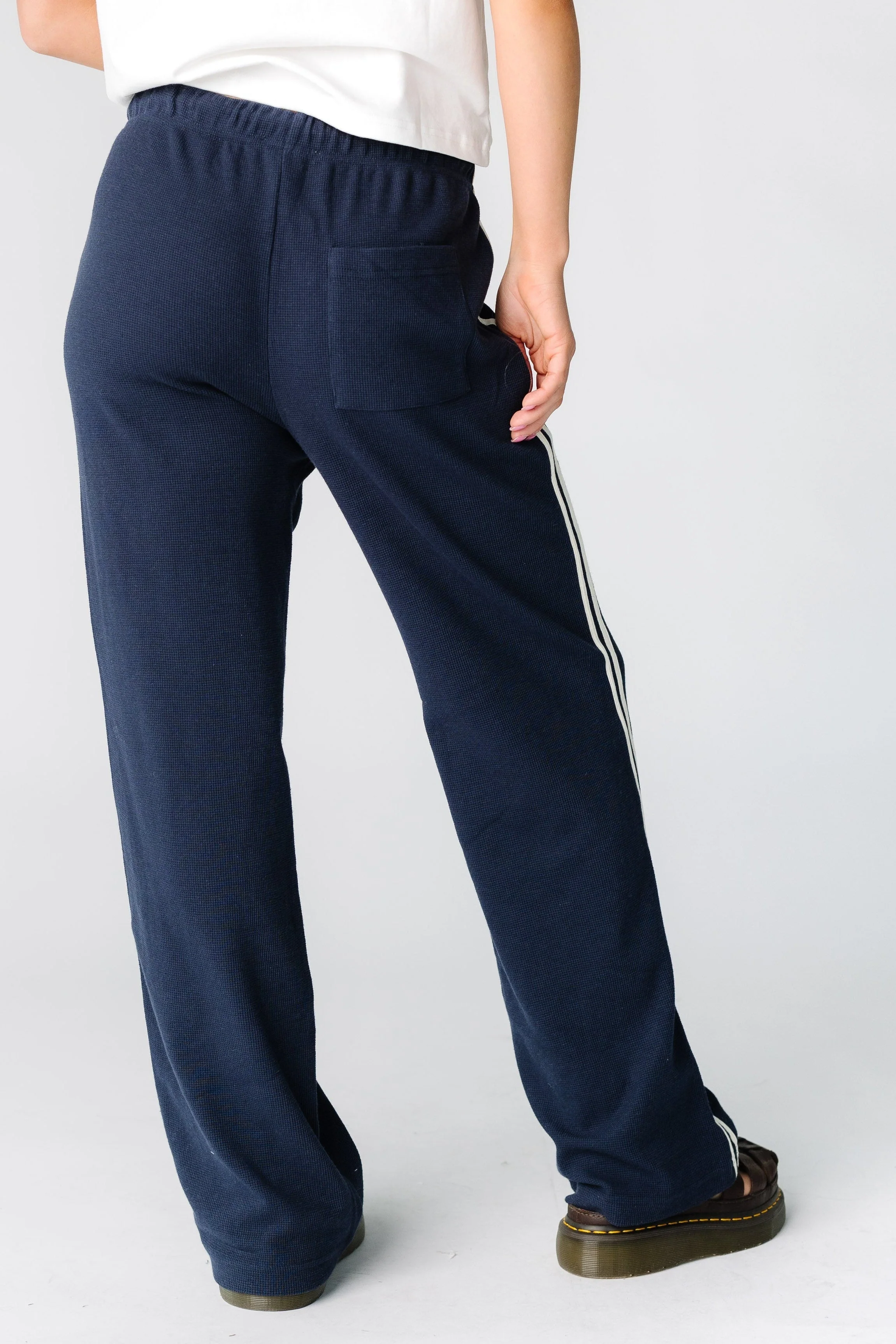 The Eleanor Wide Leg Lounge Pant- Navy - Image 4